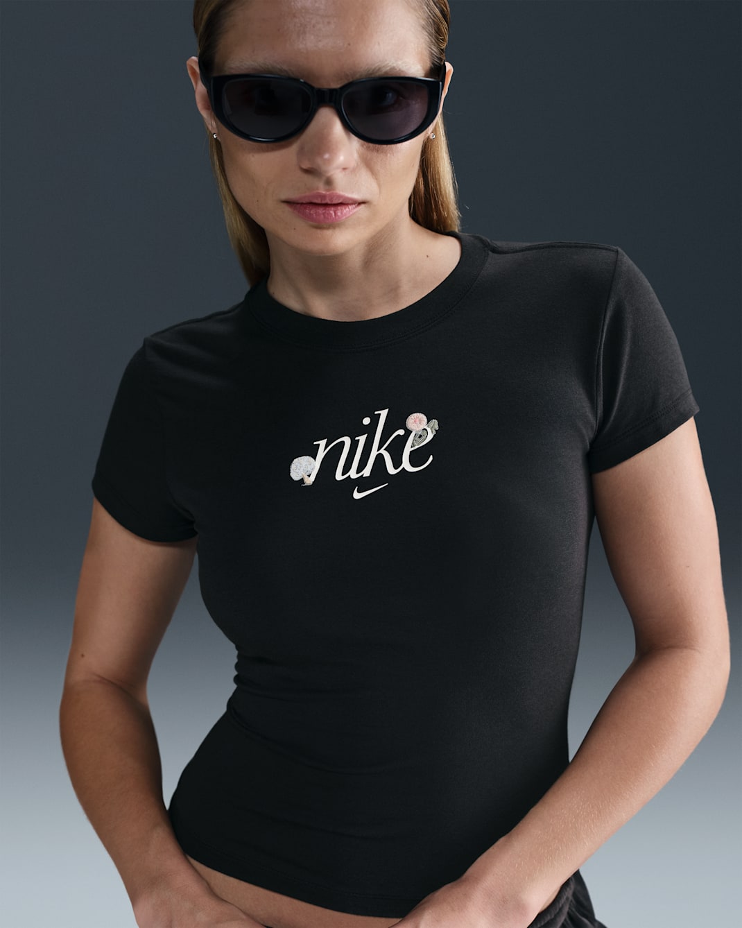 Nike Sportswear Chill Knit Women's Slim Graphic T-Shirt - Black