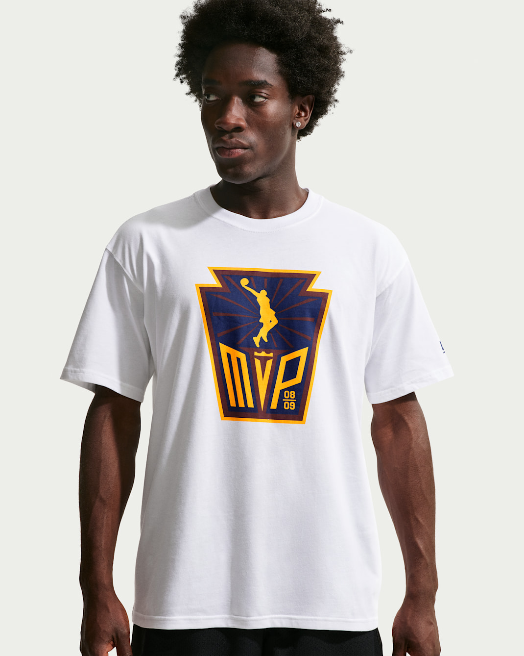 Playera de básquetbol para hombre Nike LeBron "Honor Society" - Blanco