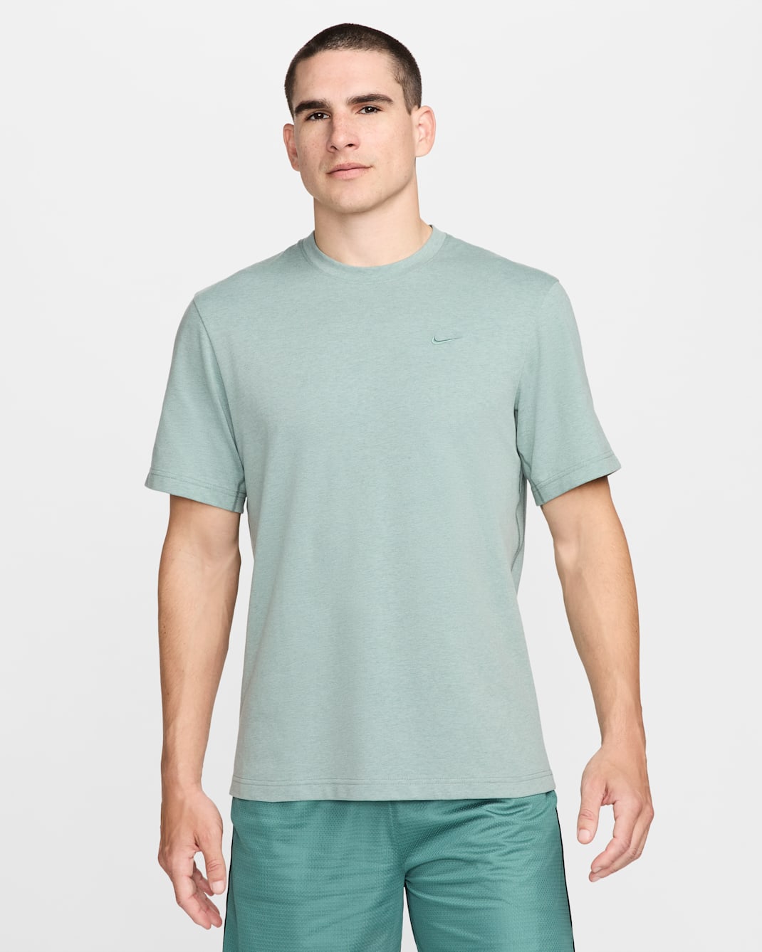 Playera versátil de manga corta para hombre Nike Primary - De costa a costa/Jaspeado/De costa a costa