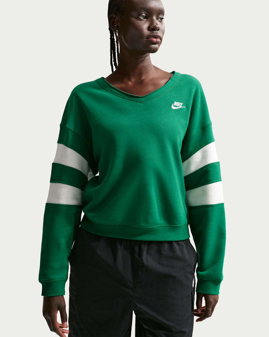 Nike Sportswear Club Fleece Women's Oversized V-Neck Sweatshirt - Malachite/Sail/Sail