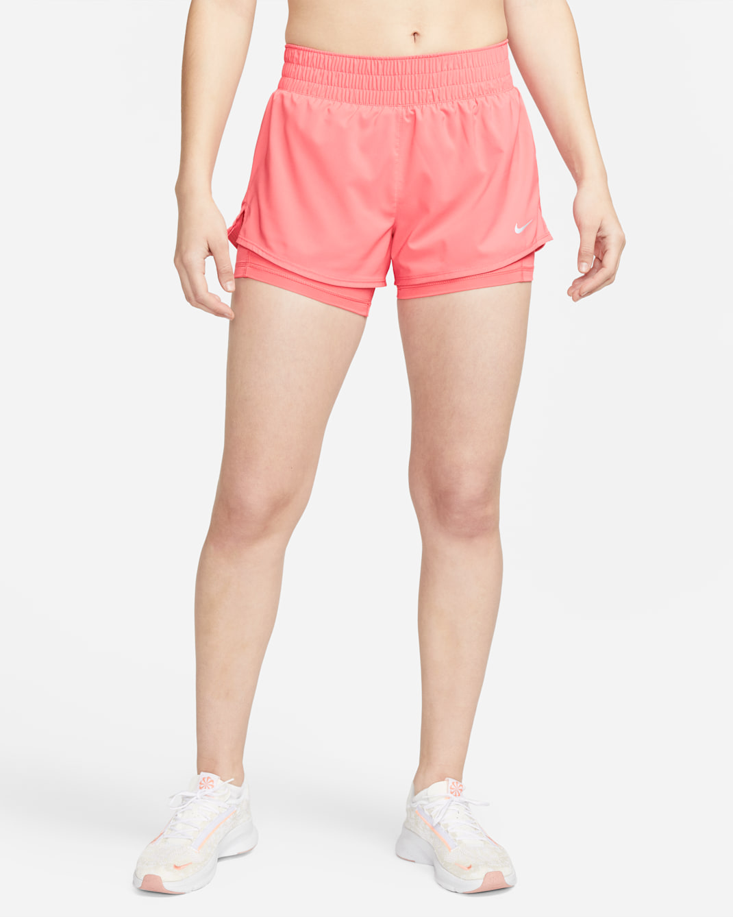Nike Dri-FIT One Women's Mid-rise 8cm (approx.) 2-in-1 Shorts - Sea Coral