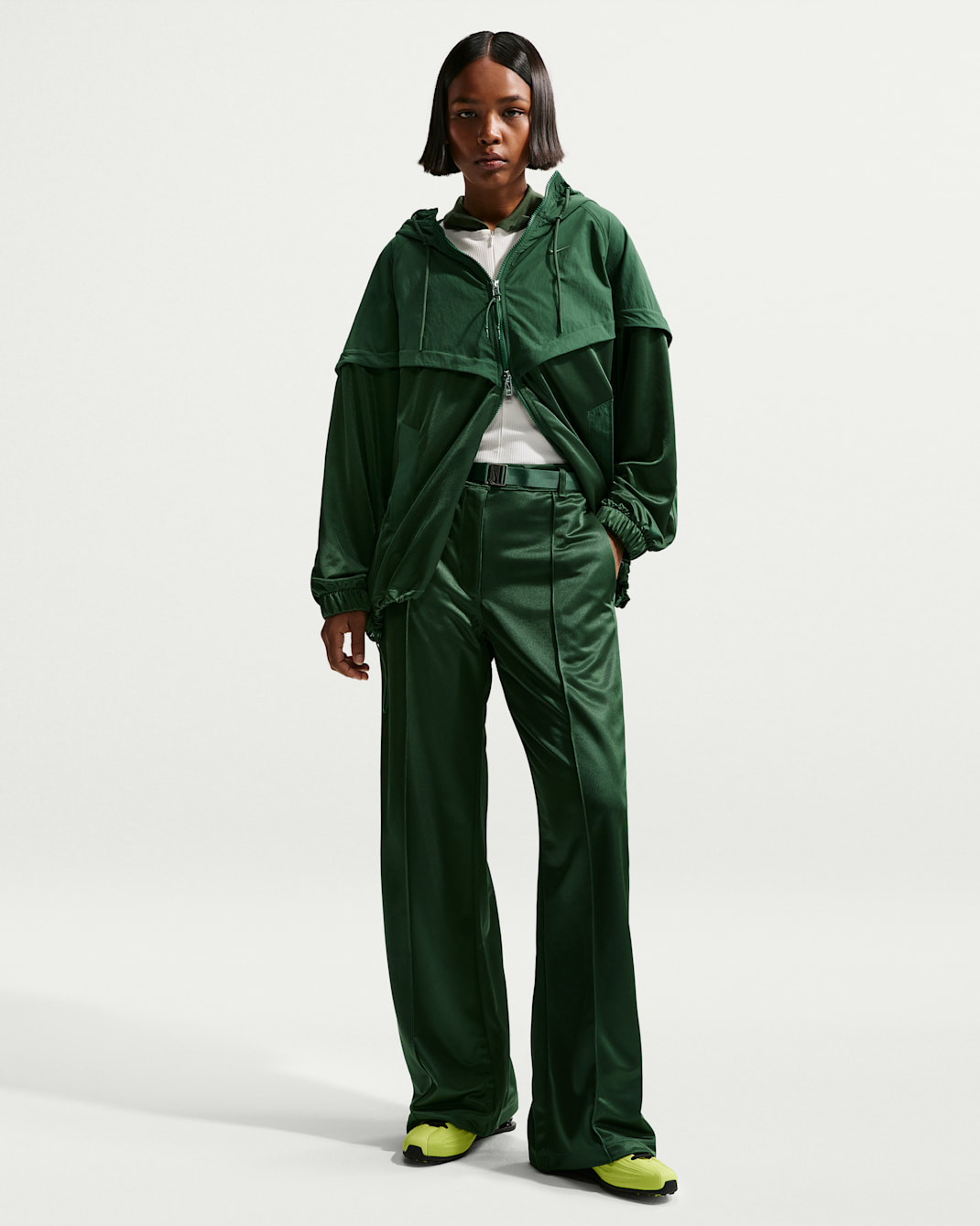 Nike Sportswear Women's Loose Mid-Rise Belted Pintuck Pants - Fir/Fir