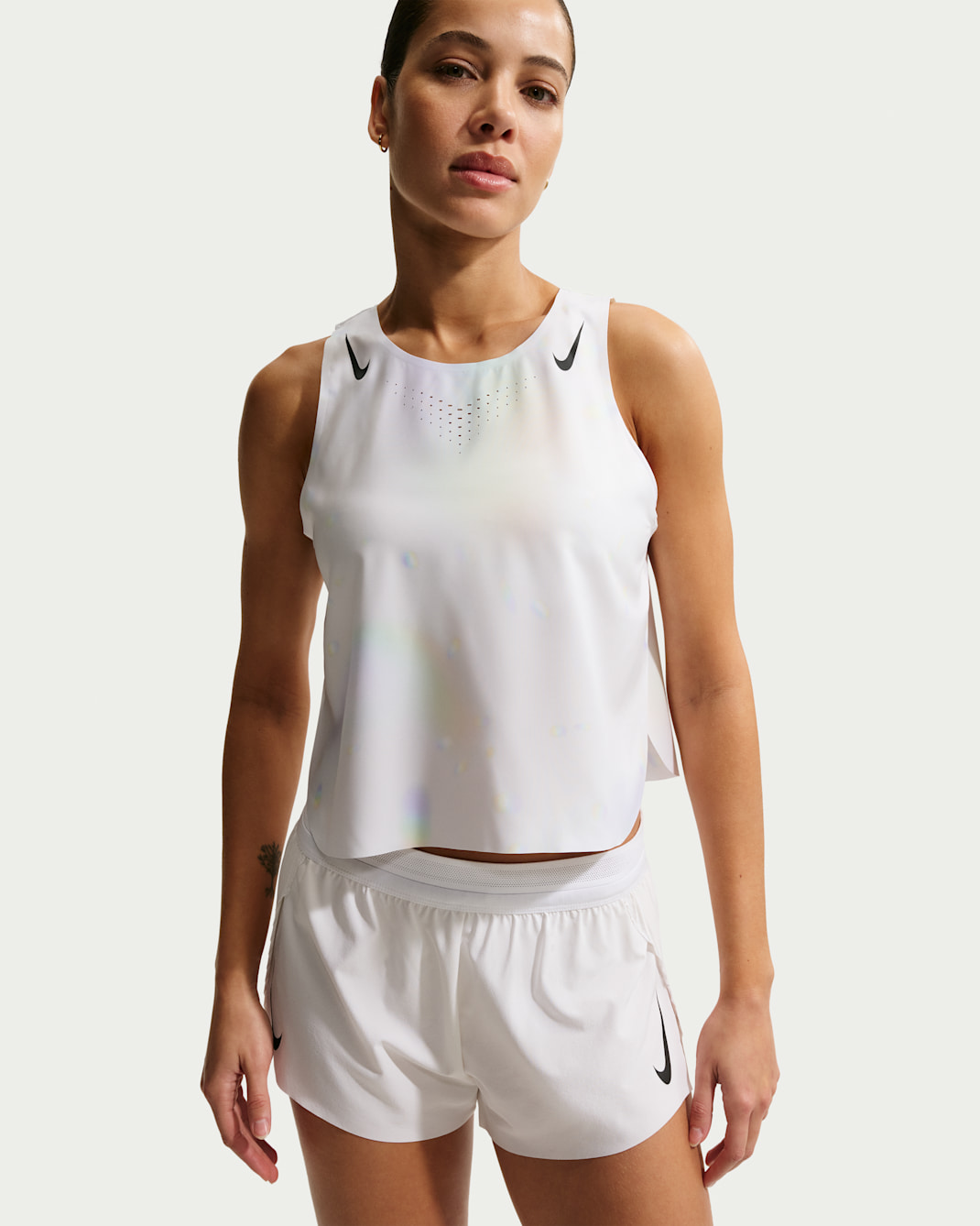 Nike AeroSwift Women's Dri-FIT ADV Cropped Running Tank Top - Off White/Black