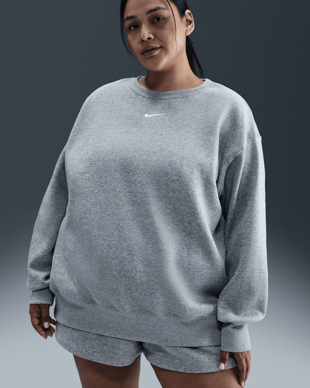 Nike Sportswear Phoenix Fleece Women's Oversized Crew-Neck Sweatshirt (Plus Size) - Dark Grey Heather/Sail