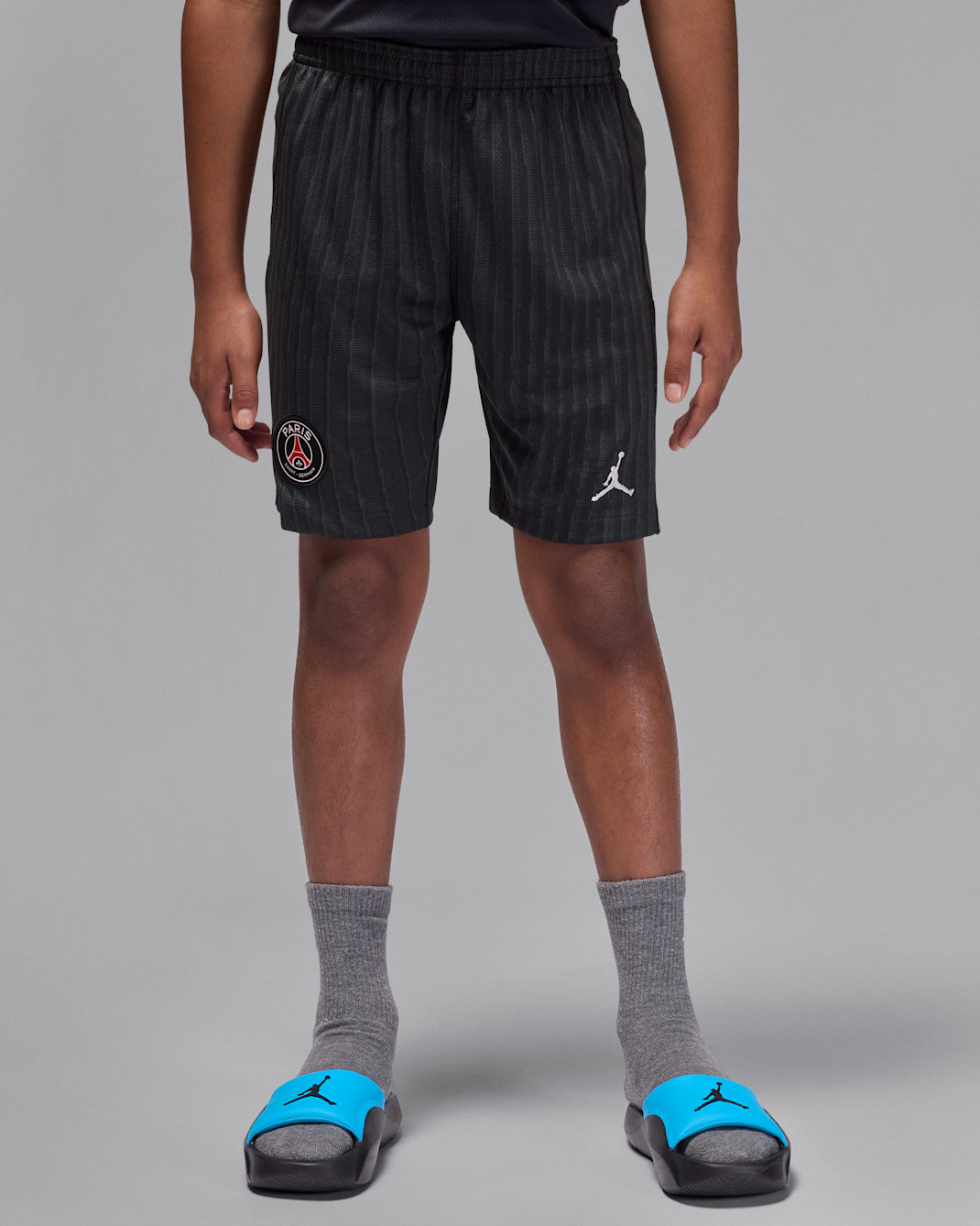 Paris Saint-Germain 2025/26 Stadium Fourth Older Kids' Jordan Dri-FIT Football Replica Shorts - Off-Noir/Black/Pearl Pink