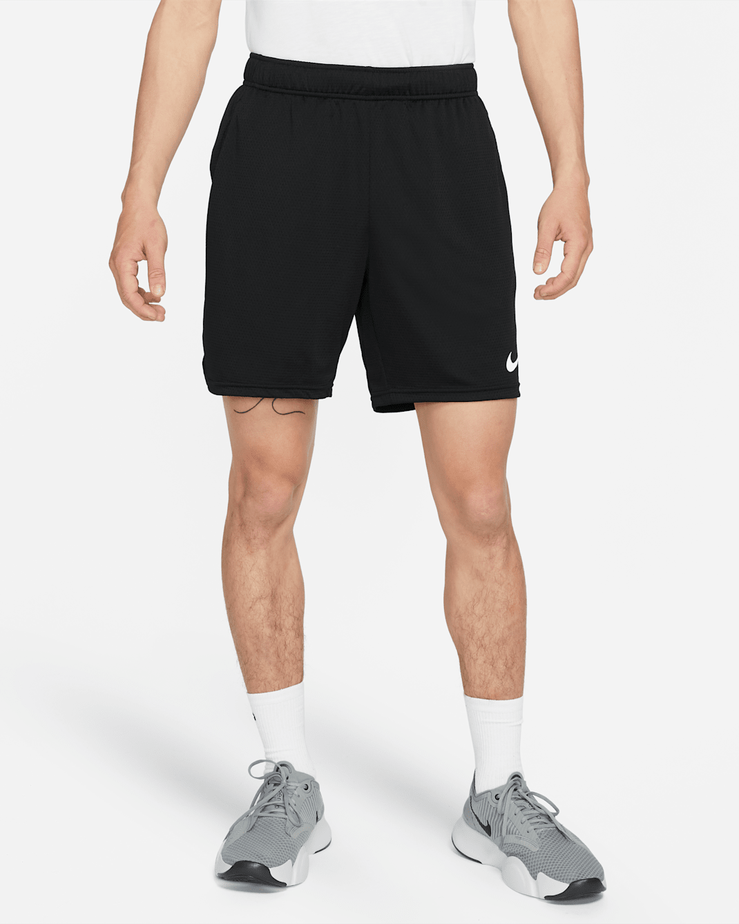 กางเกงเทรนนิ่งขาสั้นตาข่ายผู้ชาย Nike - ดำ/ขาว