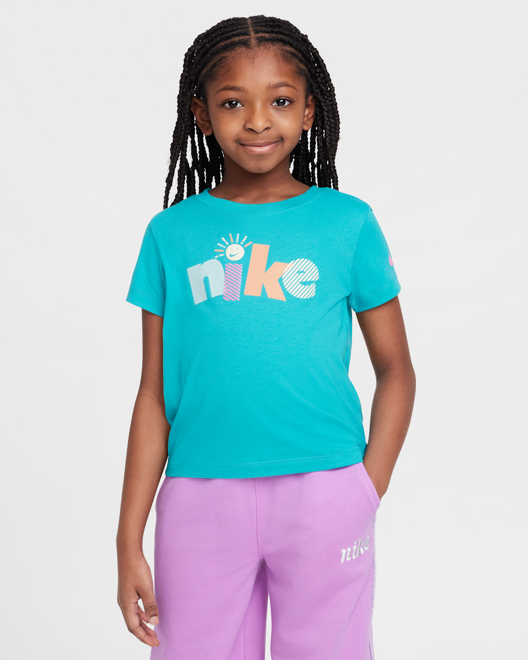 Playera con gráfico para niños talla pequeña Nike Sunny Swoosh - Cactus empolvado