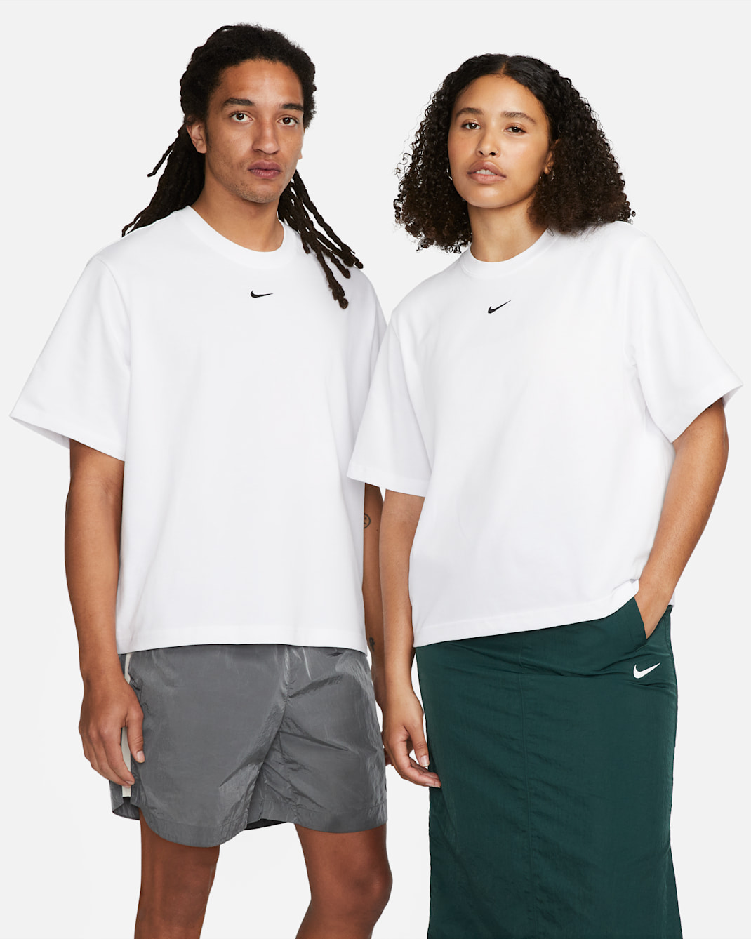 Nike Sportswear Essential Women's Boxy T-Shirt - White/Black