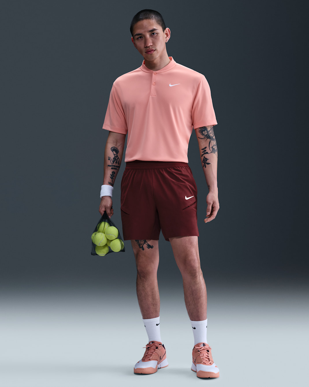 ナイキコート スラム メンズ Dri-FIT テニスショートパンツ - ダークチームレッド/ホワイト
