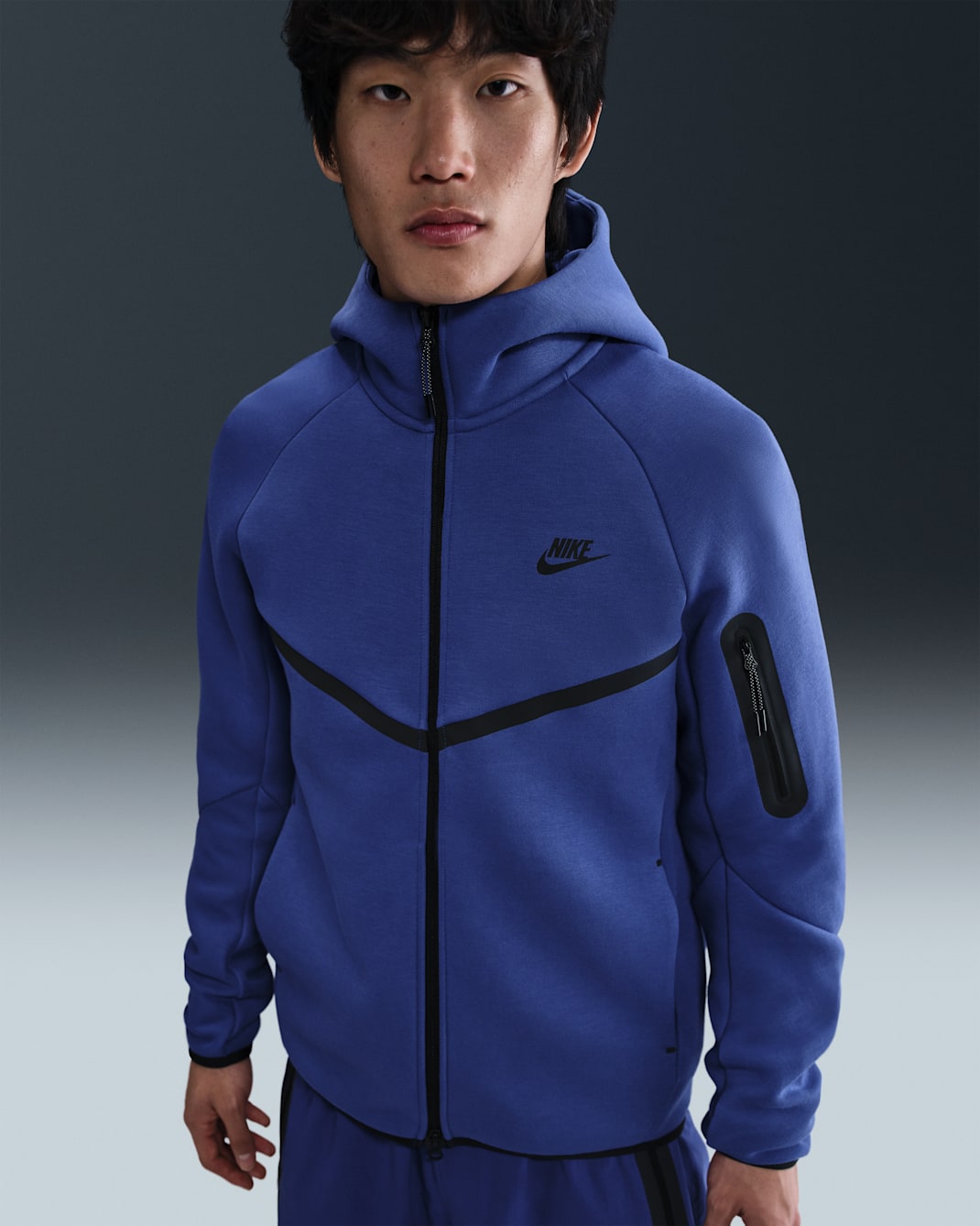 Nike Tech Men's Full-Zip Windrunner Hoodie - Deep Night/Black