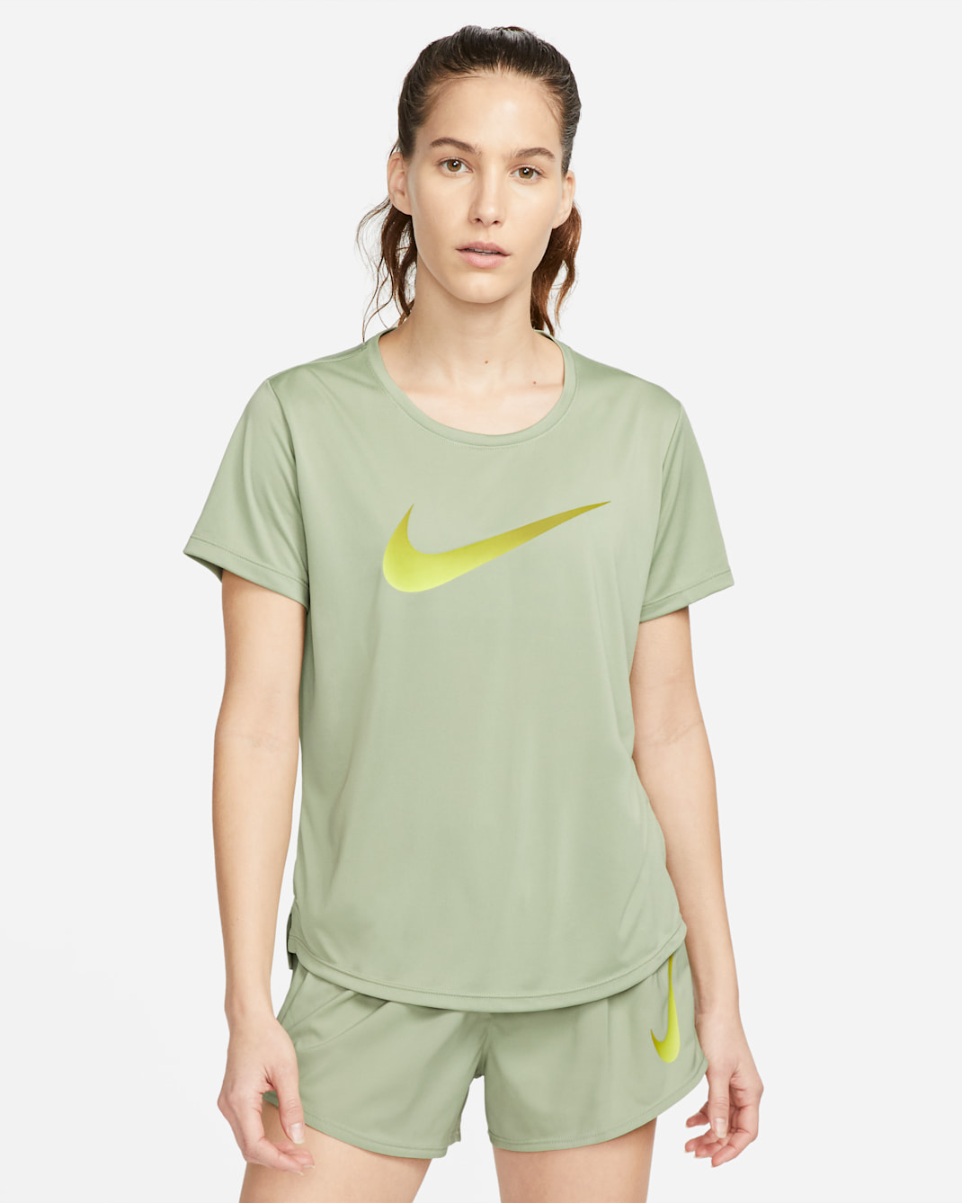 Nike Dri-FIT One 女款短袖跑步上衣 - Oil Green