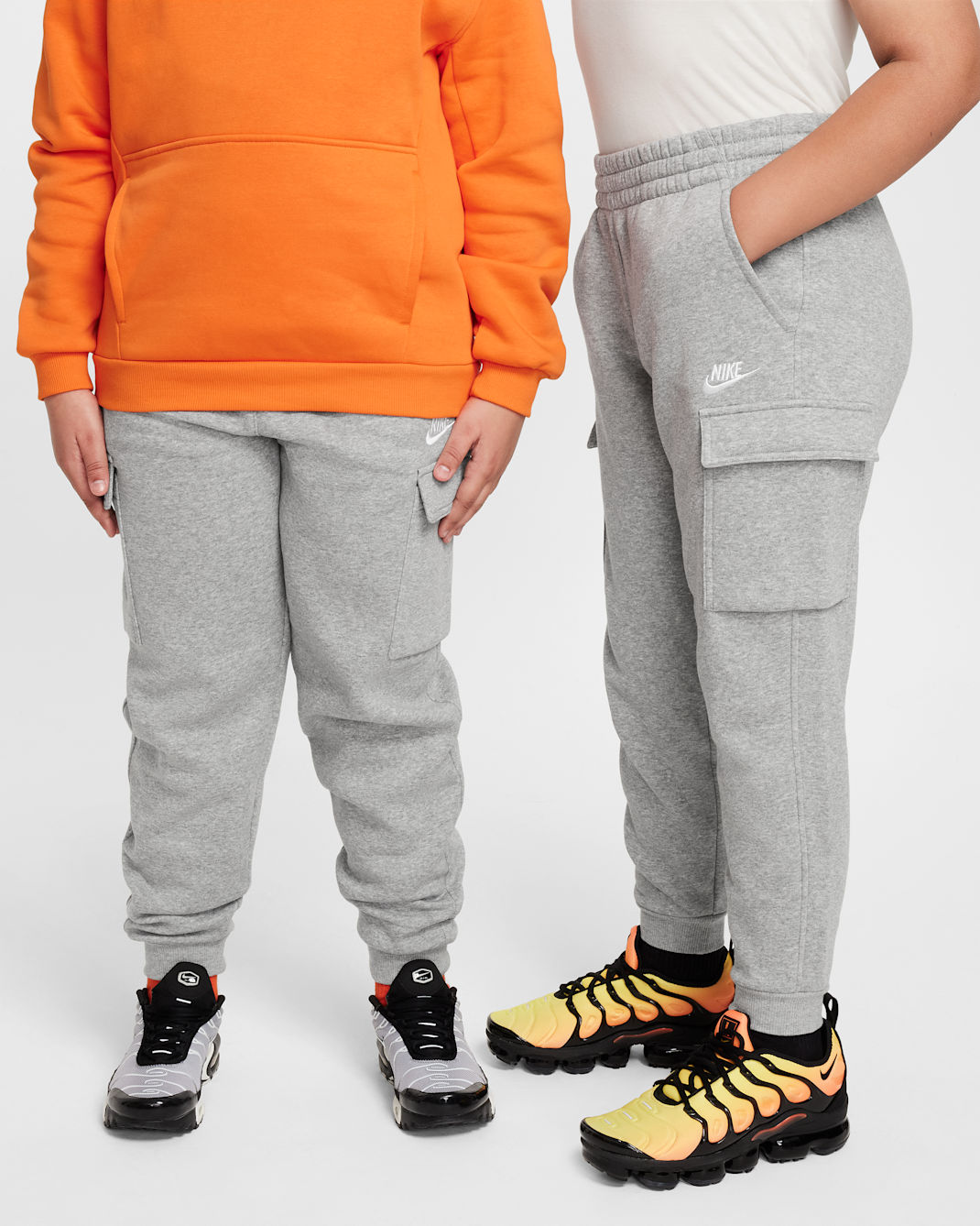 Nike Sportswear Club Fleece Big Kids' Cargo Pants (Extended Size) - Dark Grey Heather/Base Grey/White
