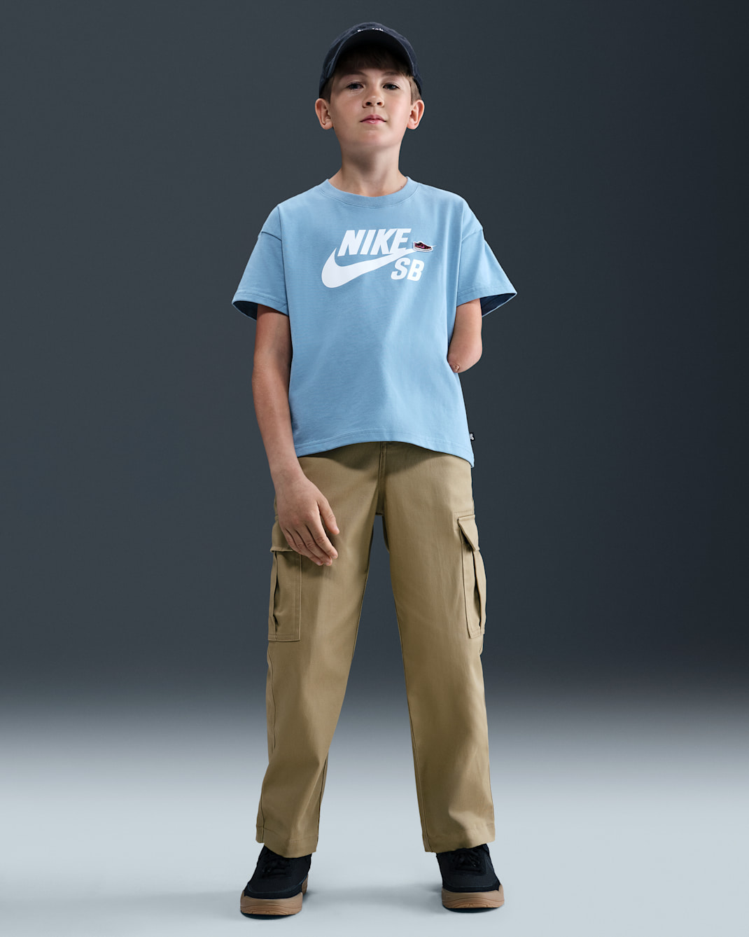 Nike SB Older Kids' Cargo Skate Trousers - Parachute Beige/Desert Khaki
