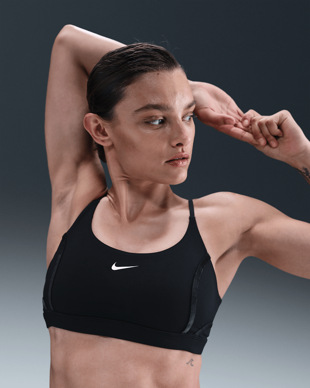 Nike One Women's Light-Support Padded Sports Bra - Black/White