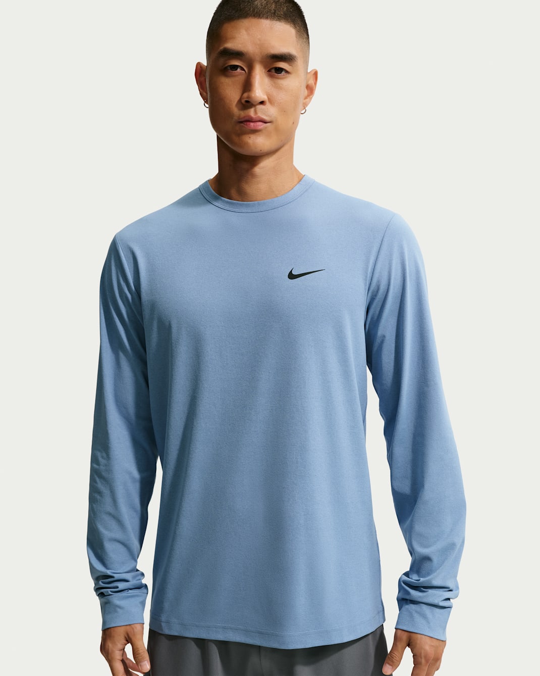 Nike Dri-FIT UV Hyverse Men's Long-Sleeve Fitness Top - Work Blue/Black