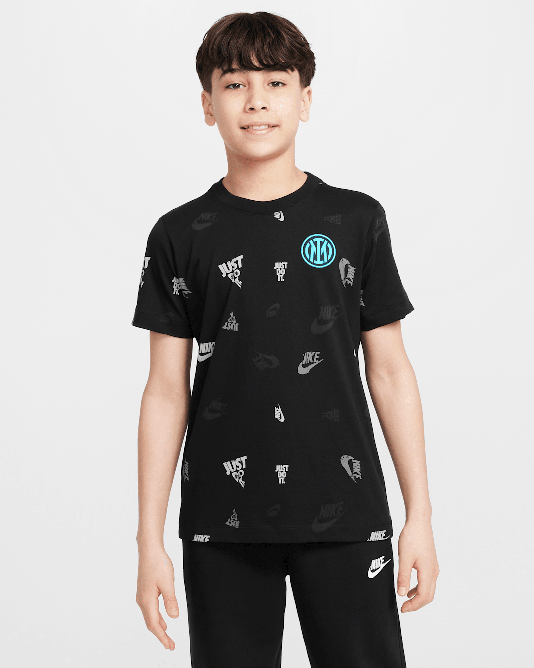Inter Milan Nike Baskılı Genç Çocuk Futbol Tişörtü - Siyah