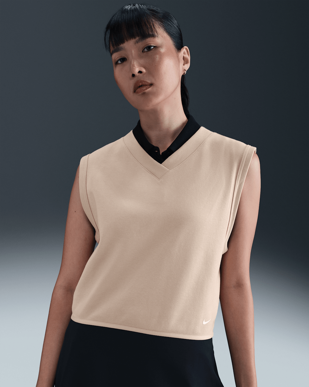 Nike Women's V-Neck Golf Vest - Sanddrift/Sail/Sail