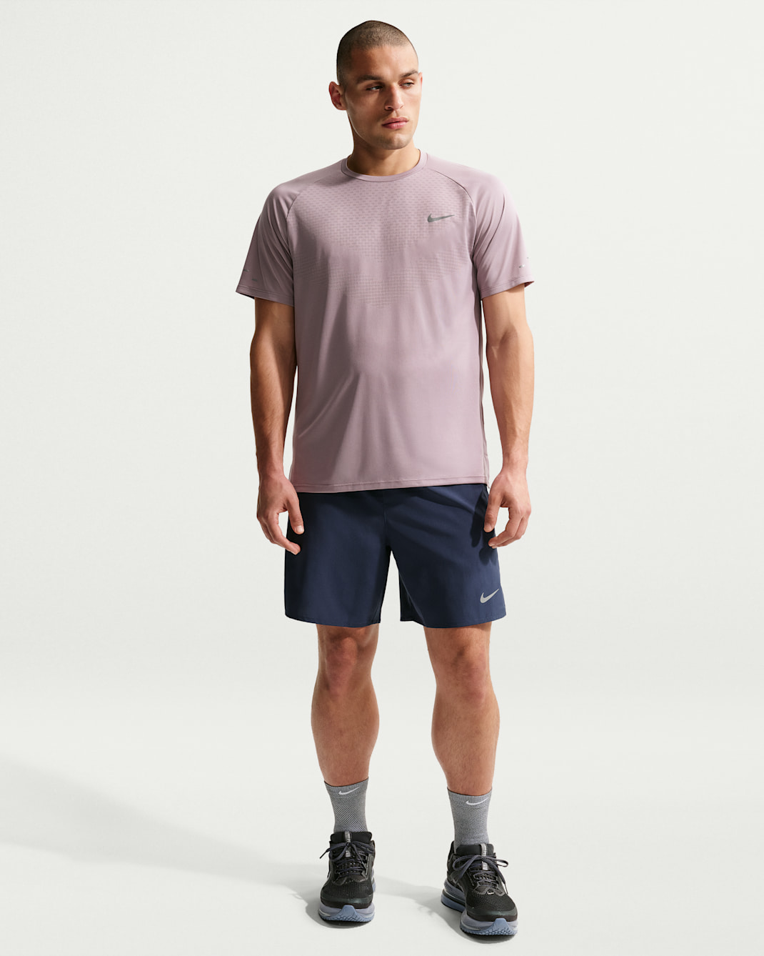 Nike Challenger Dri-FIT 18 cm Slip Astarlı Erkek Koşu Şortu - Midnight Navy/Midnight Navy/Siyah