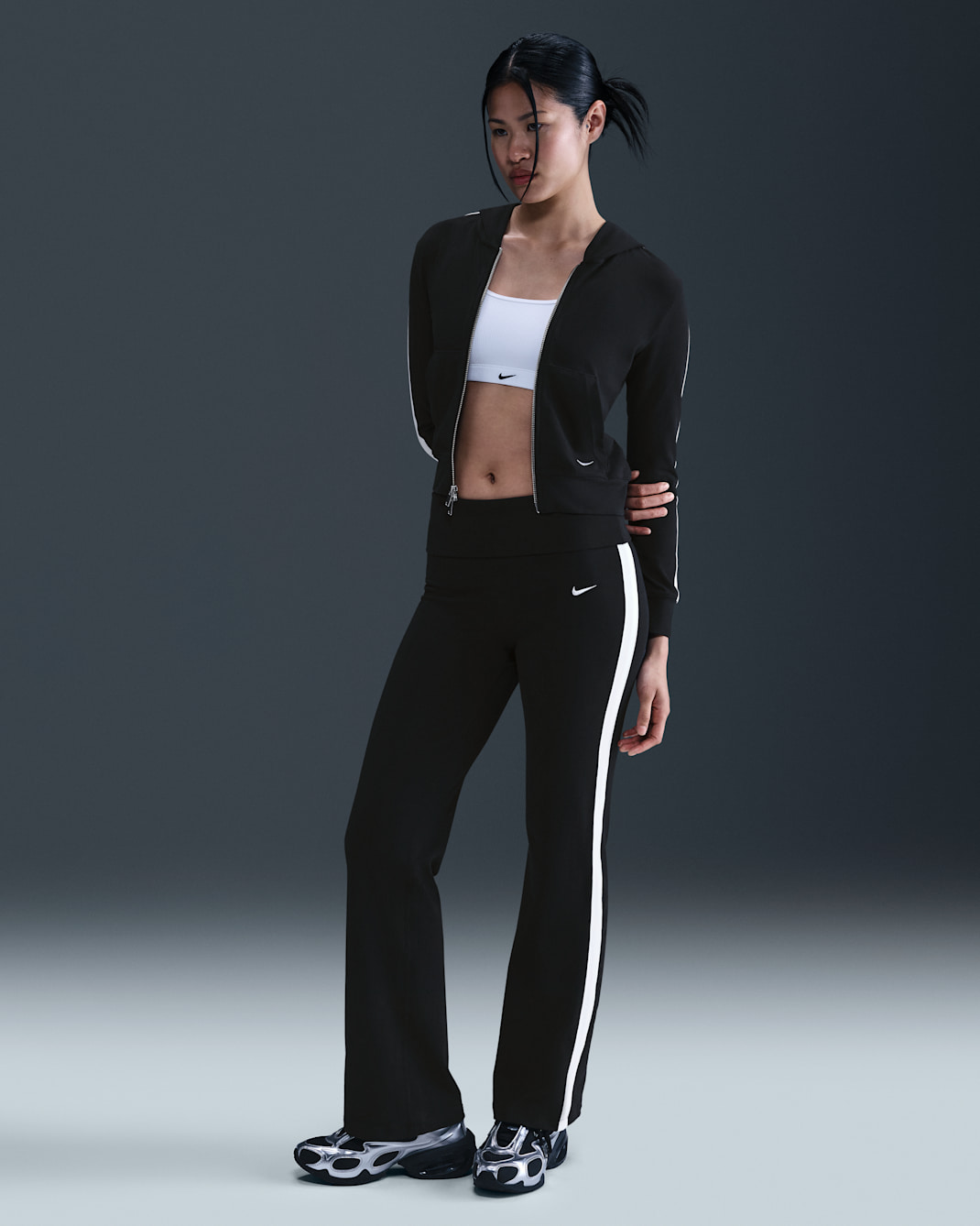 Pantaloni a vita alta Nike Sportswear – Donna - Nero/Bianco