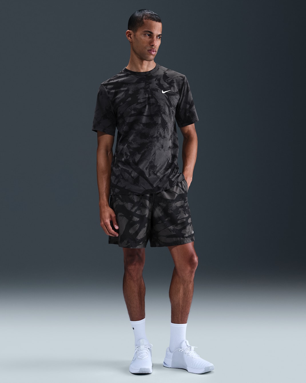Nike Form Men's Dri-FIT 18cm (approx.) Unlined Versatile Shorts - Anthracite/White