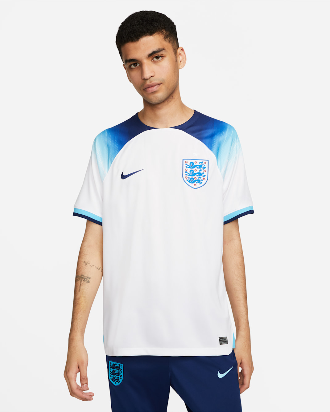 England 2022/23 Stadium Home Men's Nike Dri-FIT Football Shirt - White/Blue Fury/Blue Void