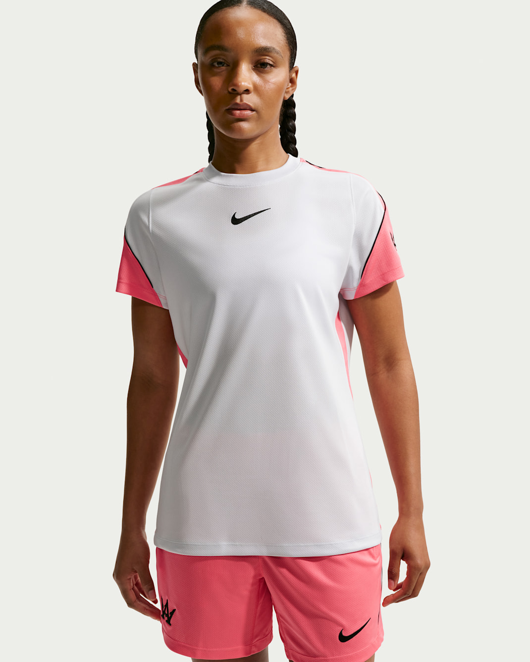 Nike Strike "Alexia Putellas" Dri-FIT Kurzarm-Fußballoberteil (Damen) - Pure Platinum/Sea Coral/Schwarz/Schwarz