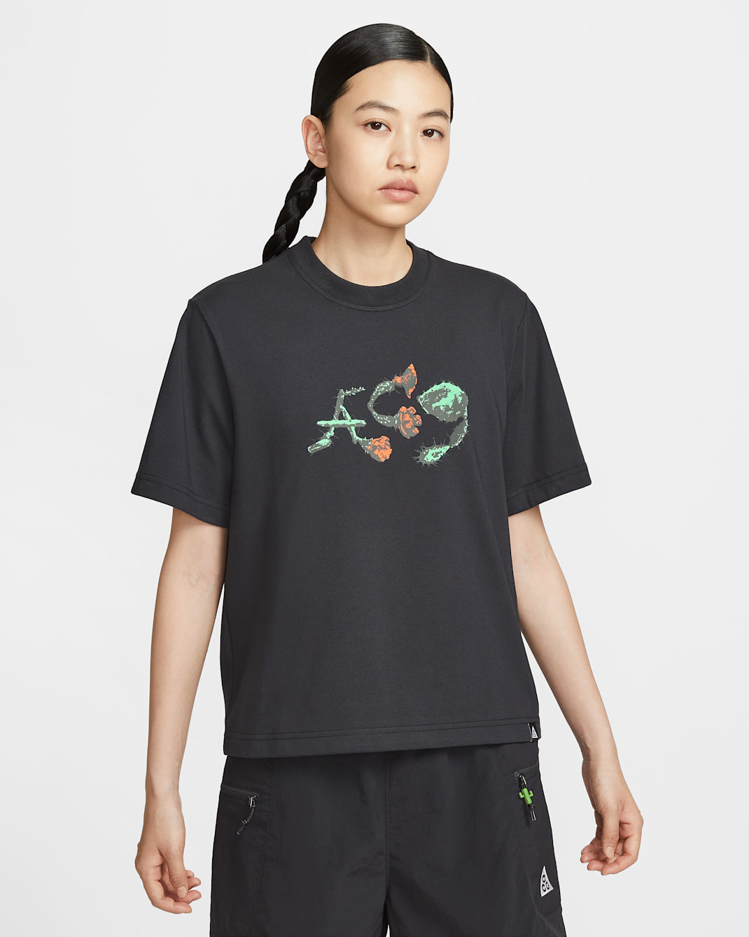 Nike ACG Women's Short-Sleeve T-Shirt - Black