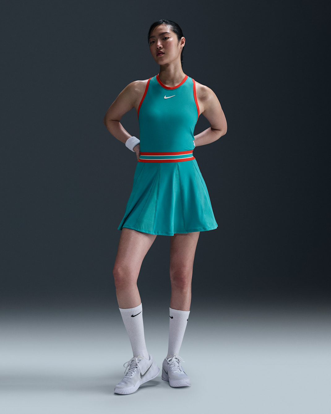 NikeCourt Slam Dri-FIT tenniskjole til dame - Dusty Cactus/Light Crimson/Dusty Cactus/Hvit