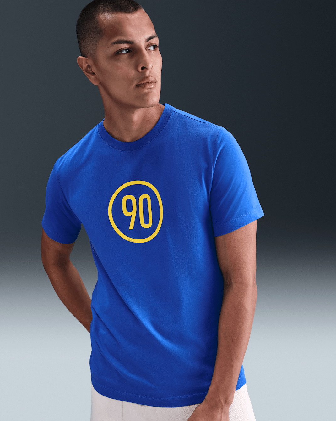 Playera de fútbol para hombre Nike Total 90 - Royal juego/Oro universitario