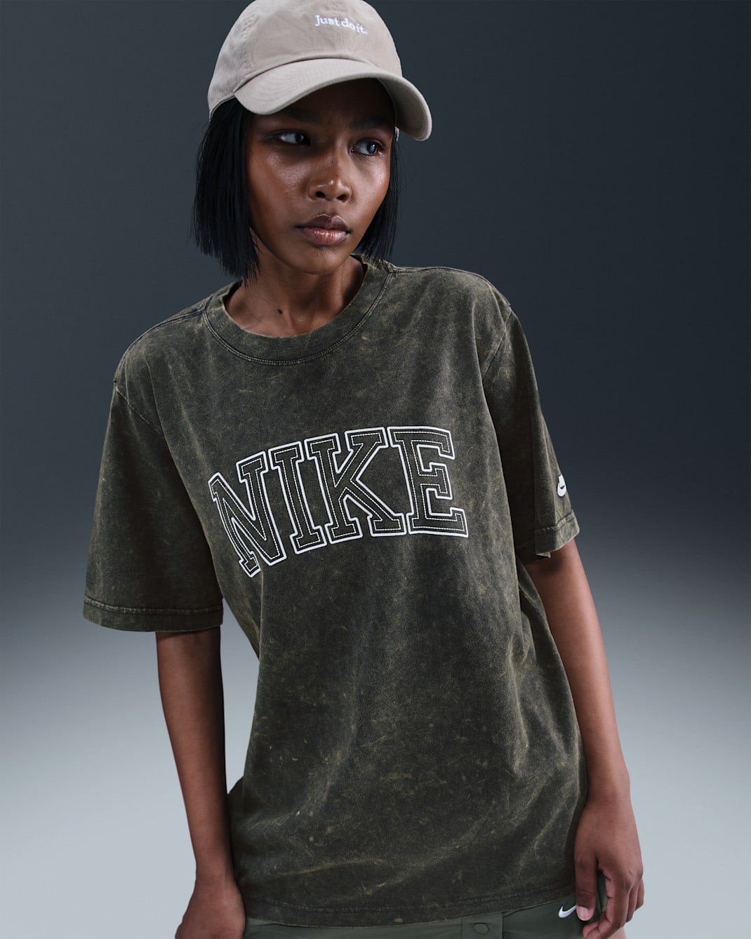 Nike Sportswear Classics Camiseta de ajuste holgado - Mujer - Seaweed