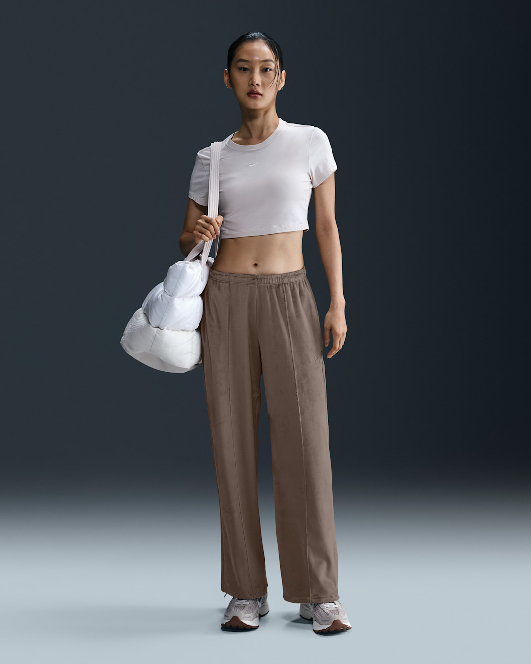 Nike Sportswear Chill Knit Women's Mid-Rise Velour Trousers - Mink Brown/Mink Brown
