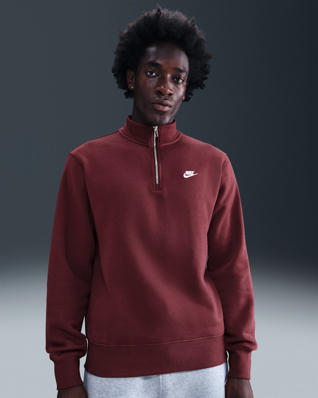 Nike Sportswear Club Men's 1/2-Zip Fleece Top - Dark Team Red/Dark Team Red/White