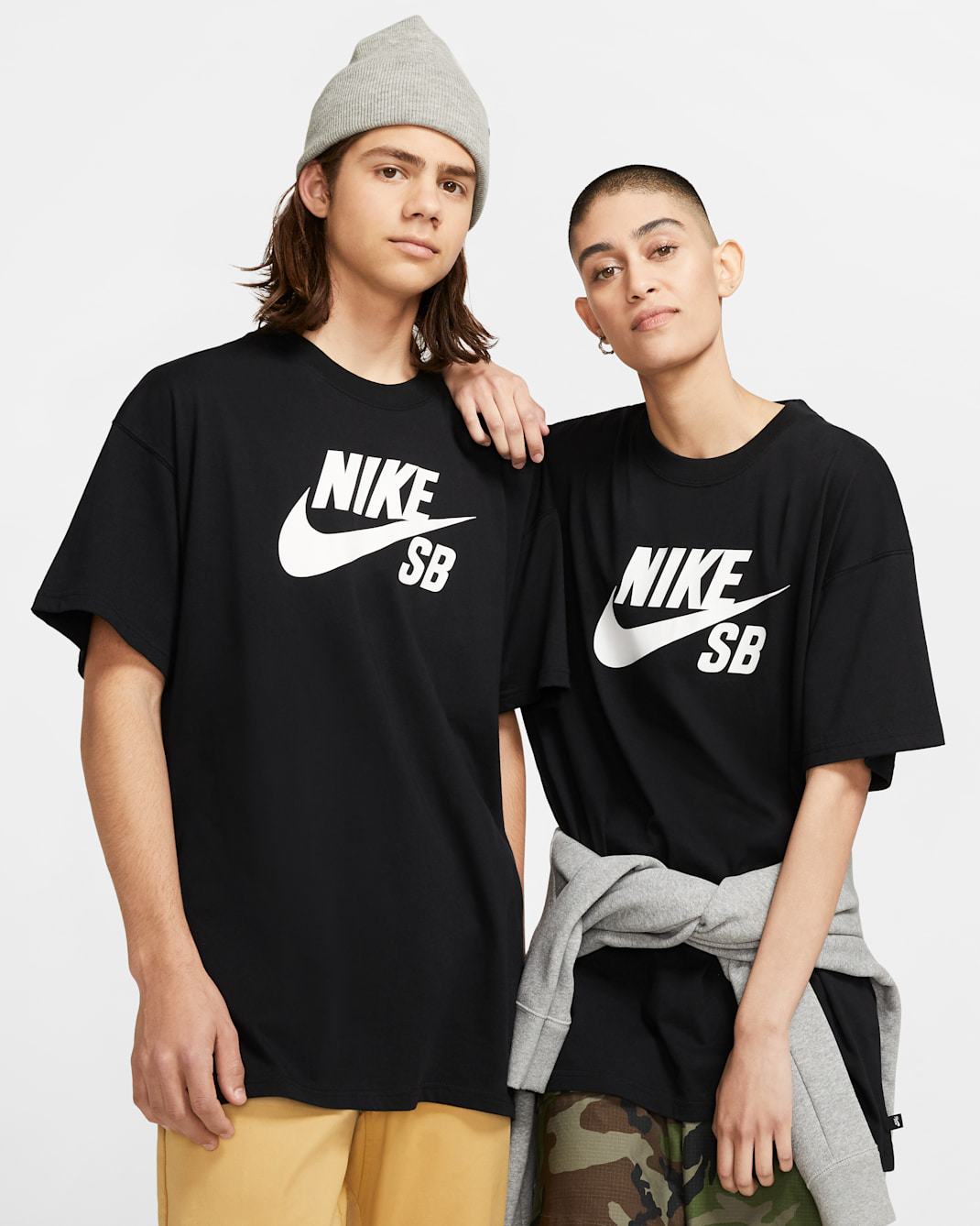 Nike SB Logo Skate T-Shirt - Black/White