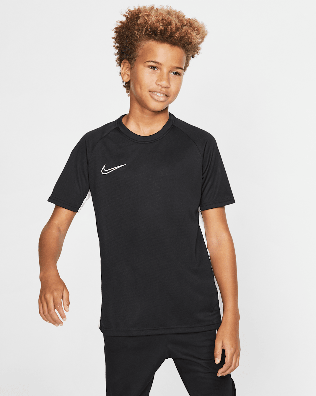 Nike Dri-FIT Academy Older Kids' Short-Sleeve Football Top - Black/White/White