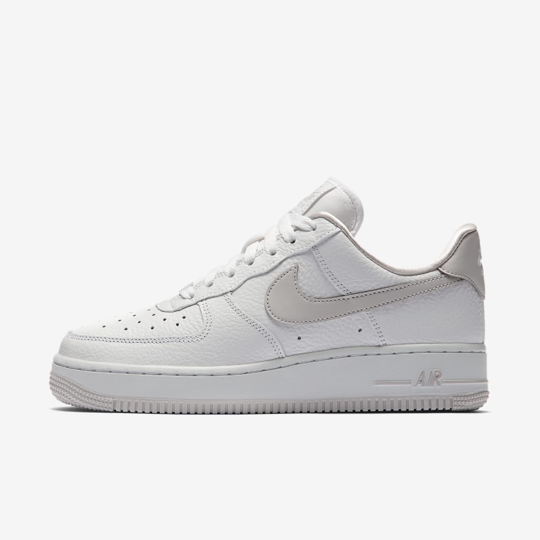 Nike Air Force 1 '07 SE Women's Shoes - White/White/Vast Grey