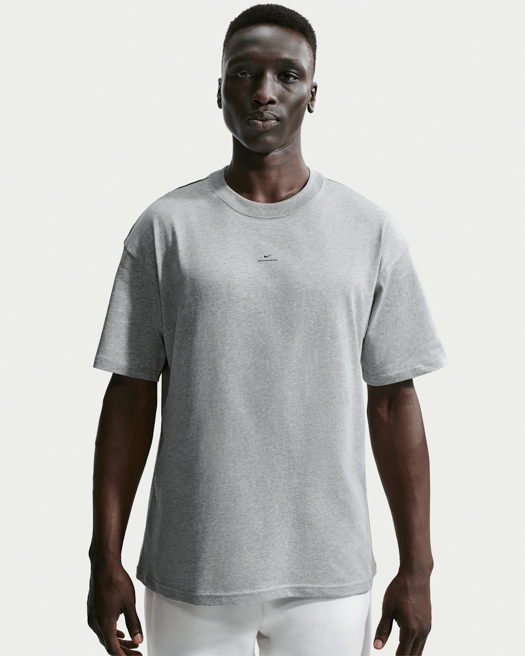 Мужская футболка Nike Standard Issue, тёмно-серый/чёрный