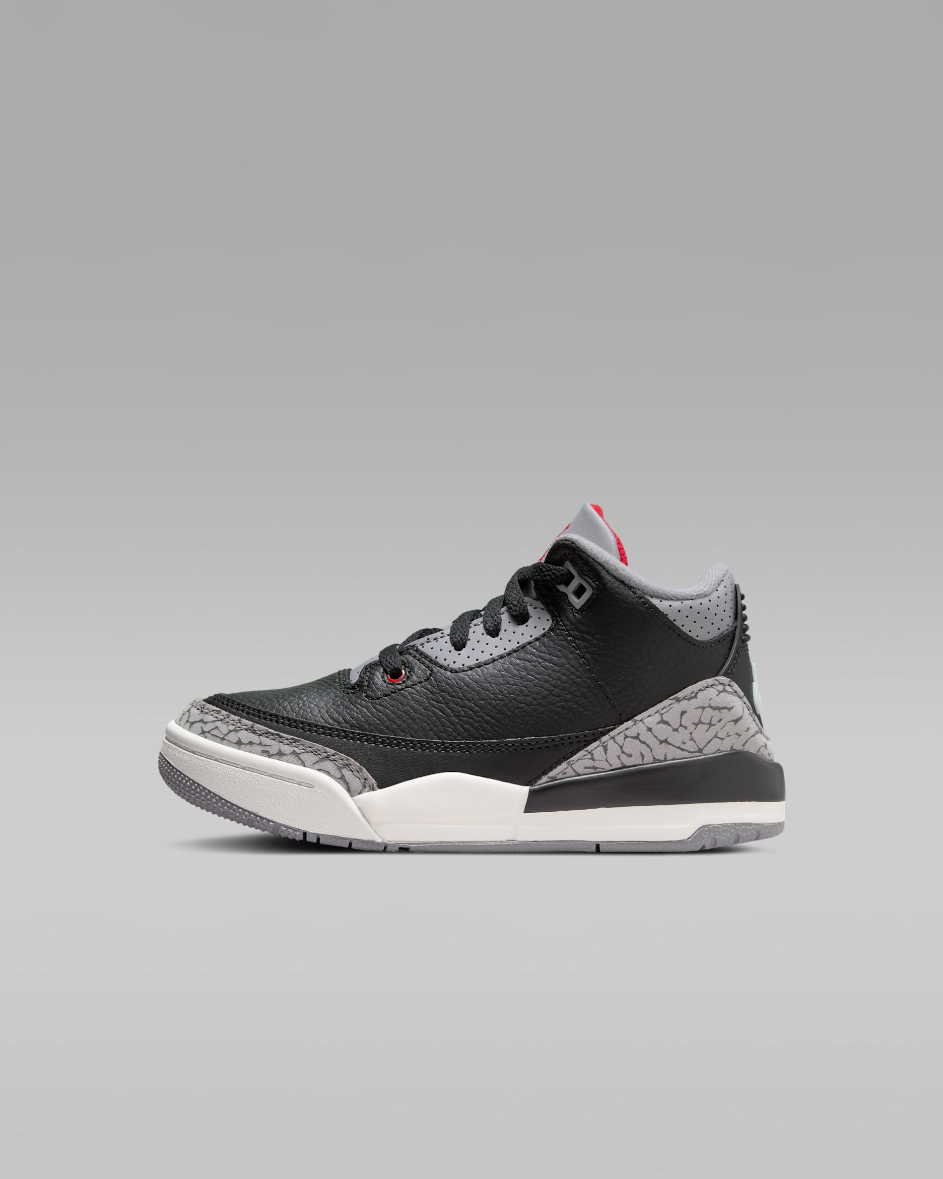 Jordan 3 Retro 'Black Cement' Younger Kids' Shoes - Black/Cement Grey/Summit White/Fire Red