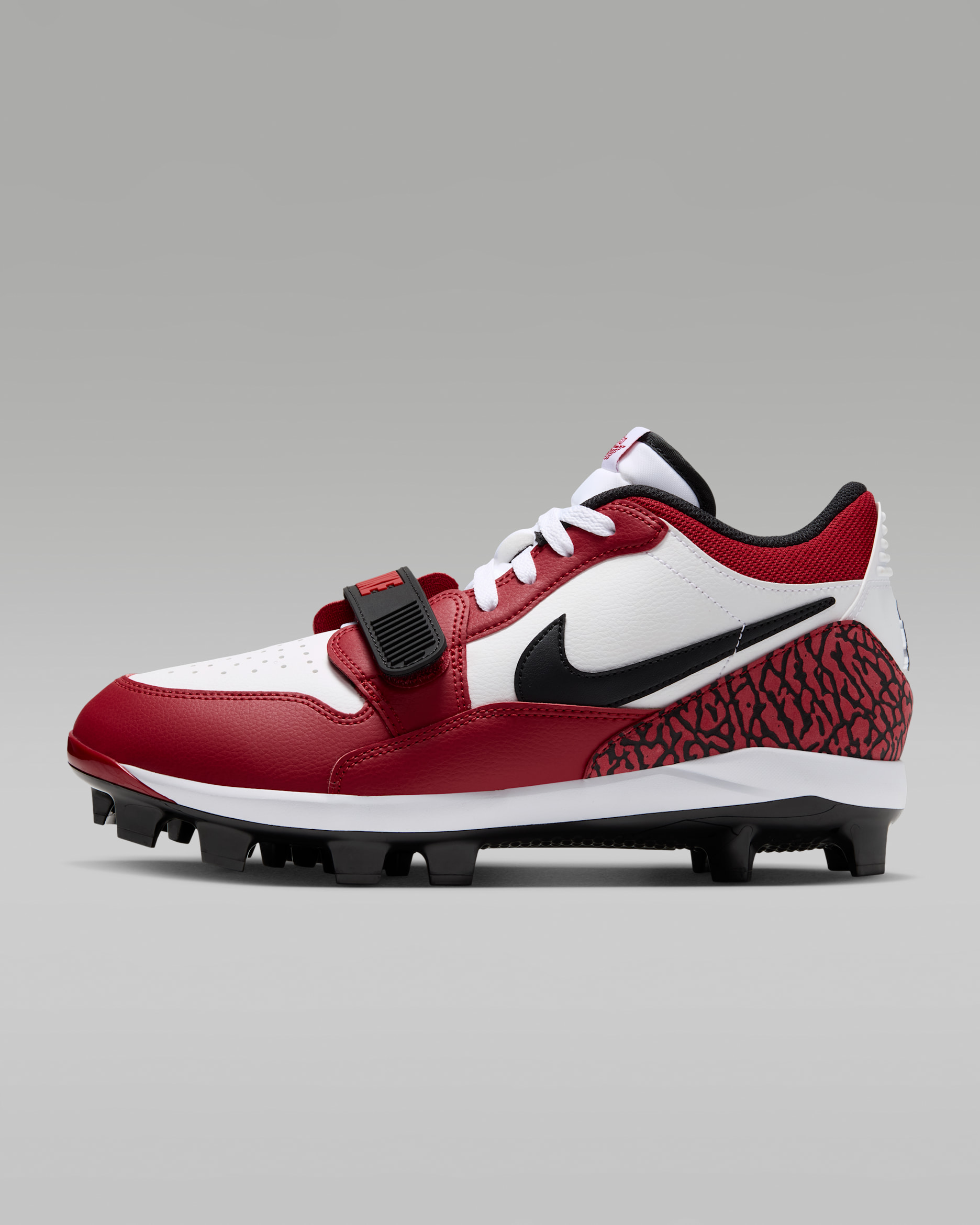 Tacos de béisbol para hombre Jordan Legacy 312 Low MCS - Blanco/Rojo universitario/Negro