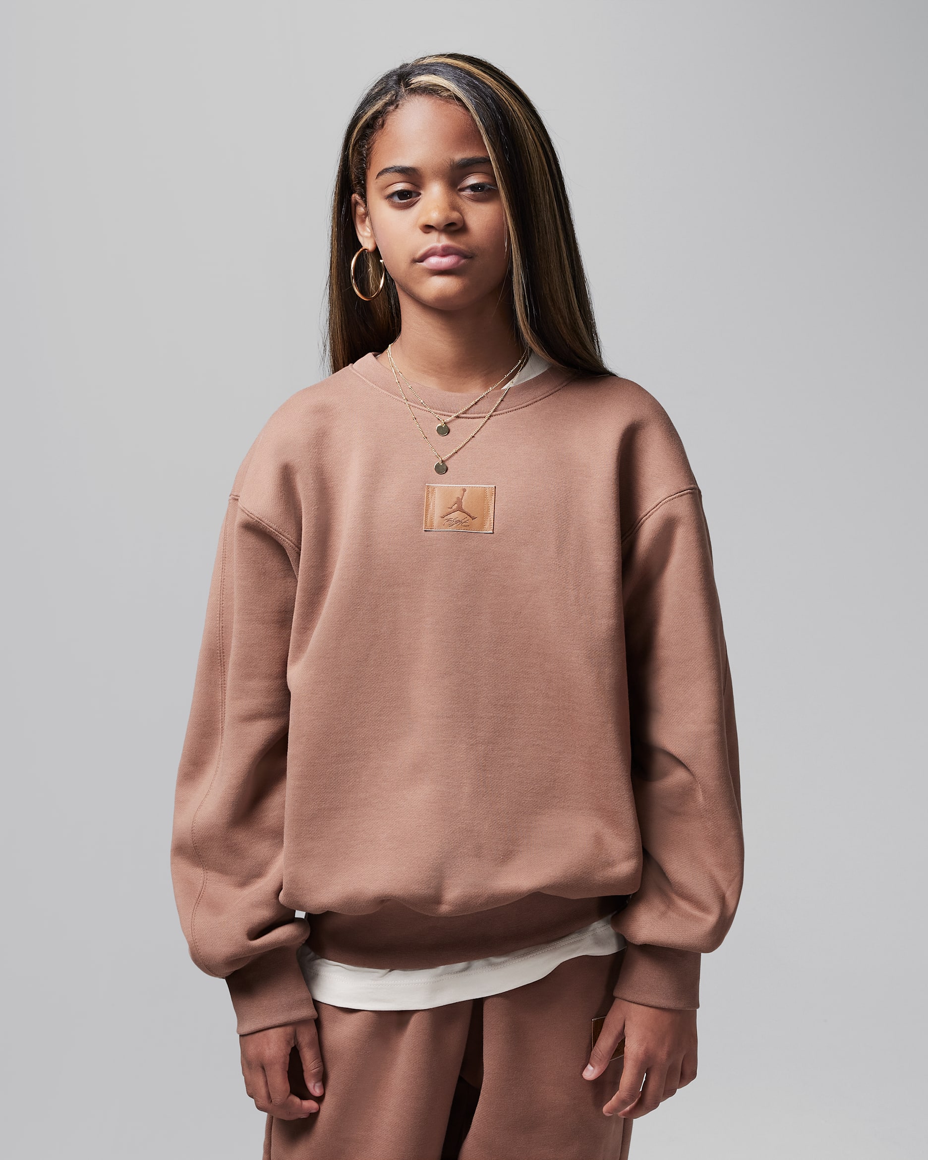 Jordan Flight Essentials Older Kids' Oversized Crew - Archaeo Brown