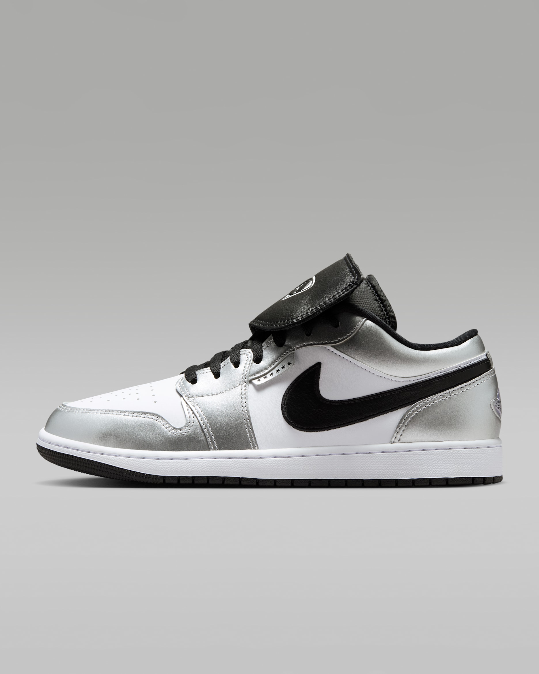 Air Jordan 1 Low SE Men's Shoes - White/White/Metallic Silver/Black