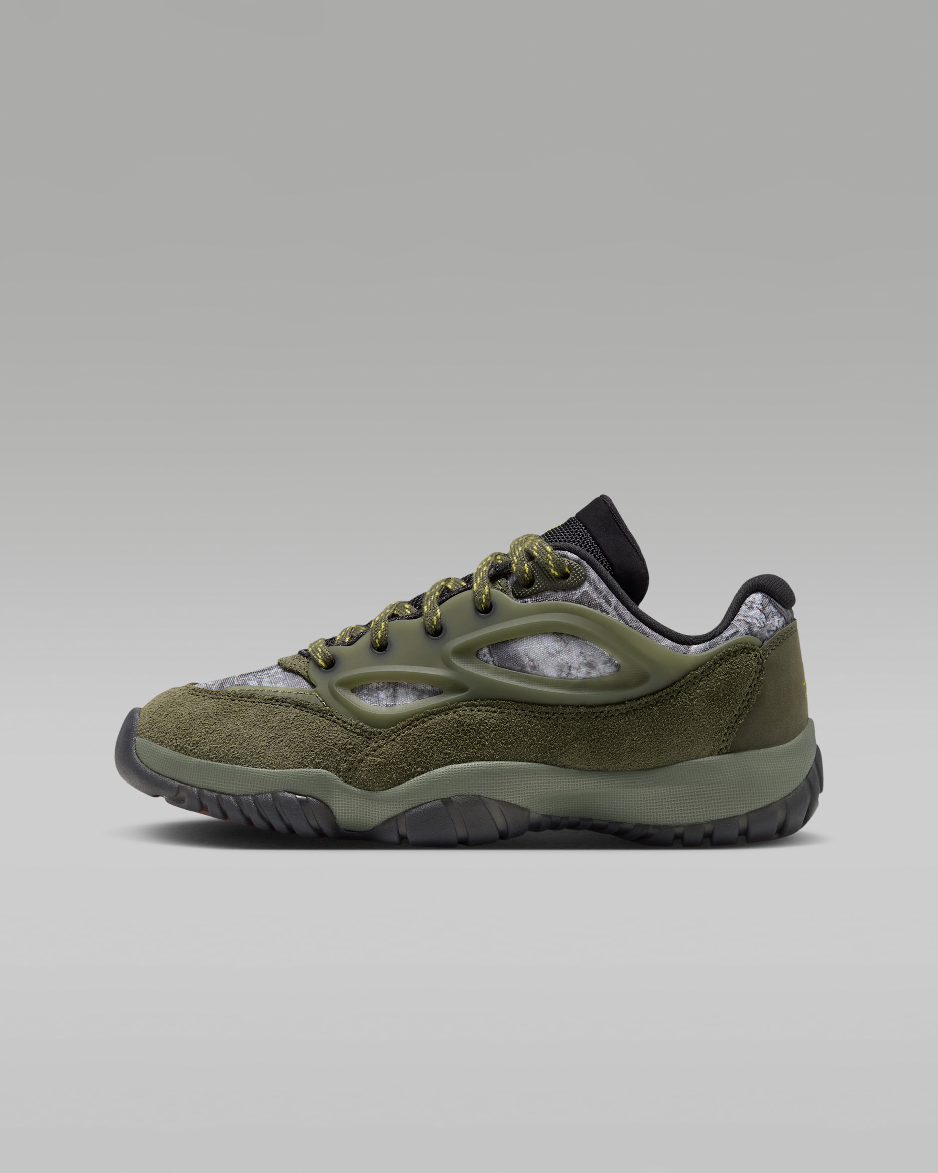 Jordan DMSN 95 Realtree Big Kids' Shoes - Cargo Khaki/Medium Olive/White/Bright Citron