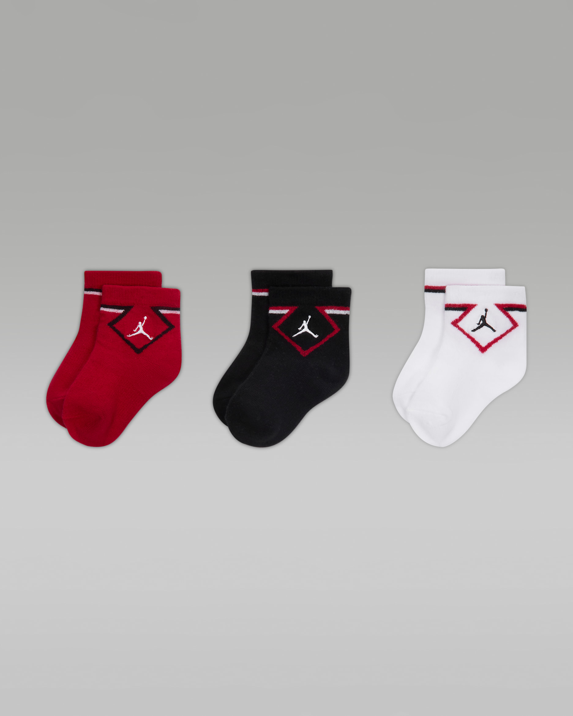 Calcetines al tobillo Jordan para bebé e infantil (3 pares) - Rojo gimnasio/Negro/Blanco