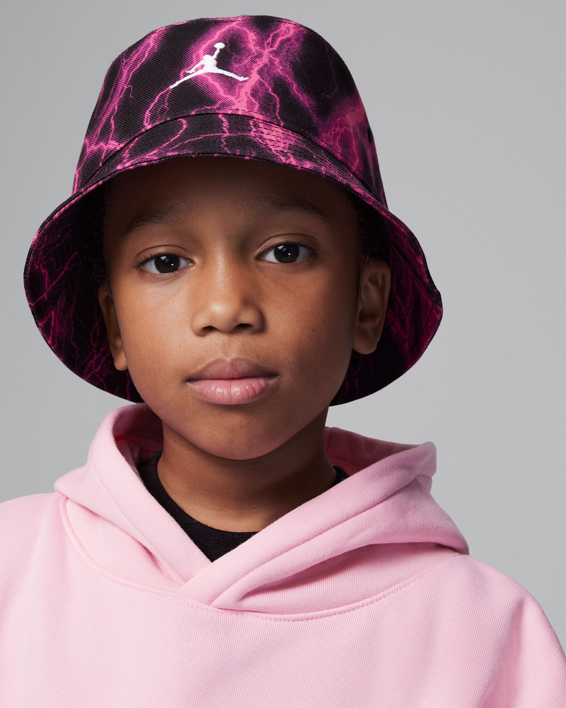 Jordan Icons Older Kids' Bucket Hat - Black/Hyper Pink