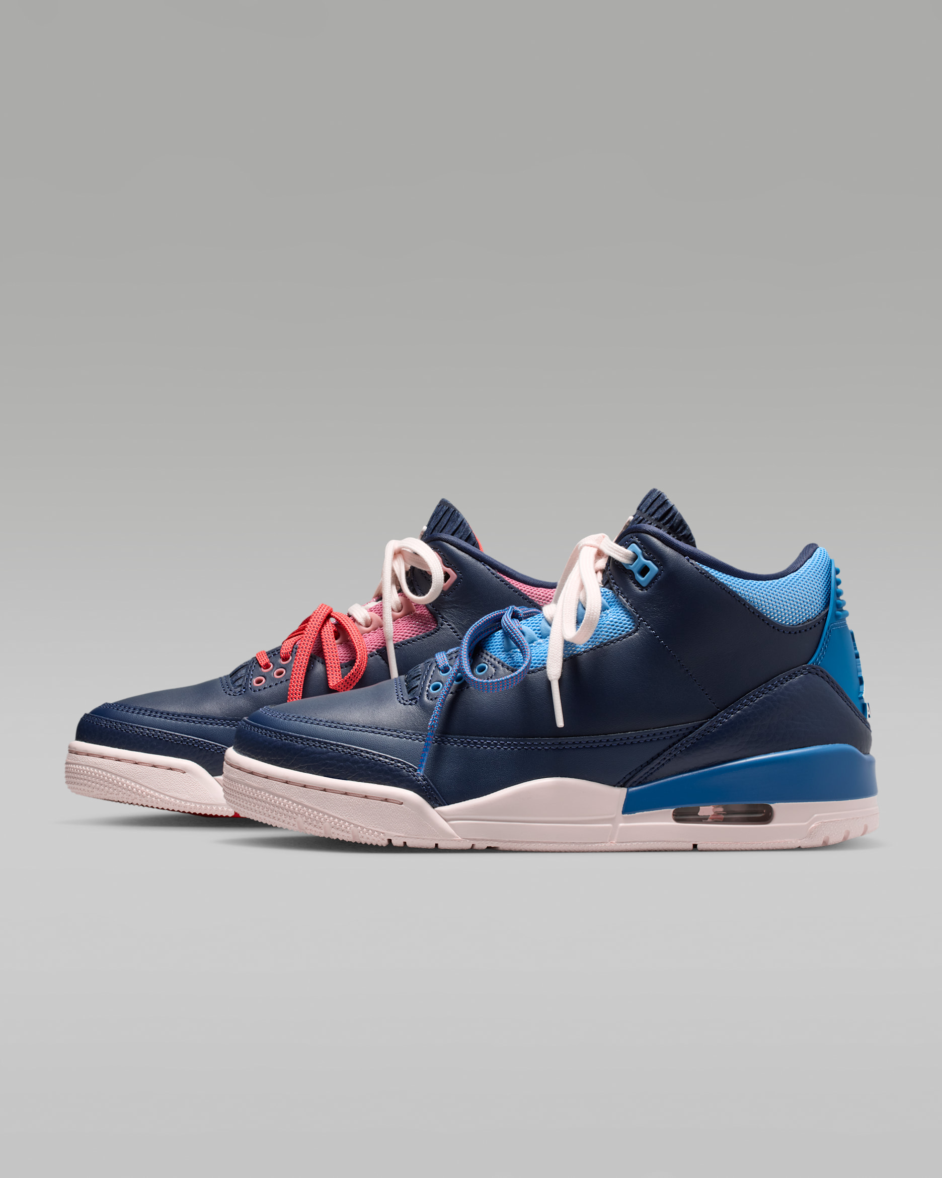 Air Jordan 3 Retro "Sport Renaissance" Women's Shoes - Obsidian/Track Red/Chalk/Chalk
