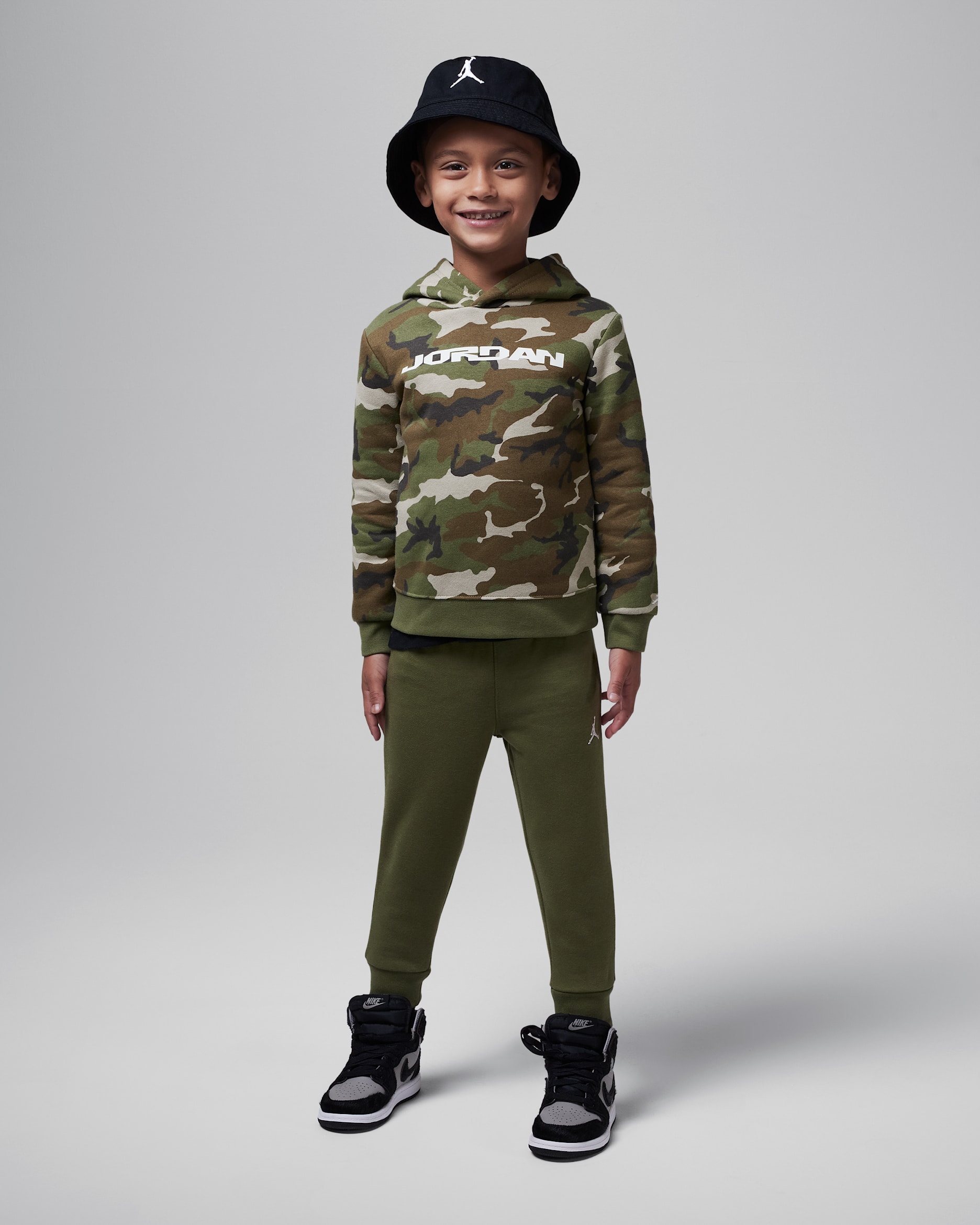 ジョーダン MVP ベビー ツーピース カモ フリース プルオーバー パーカー セットアップ - ミディアムオリーブ