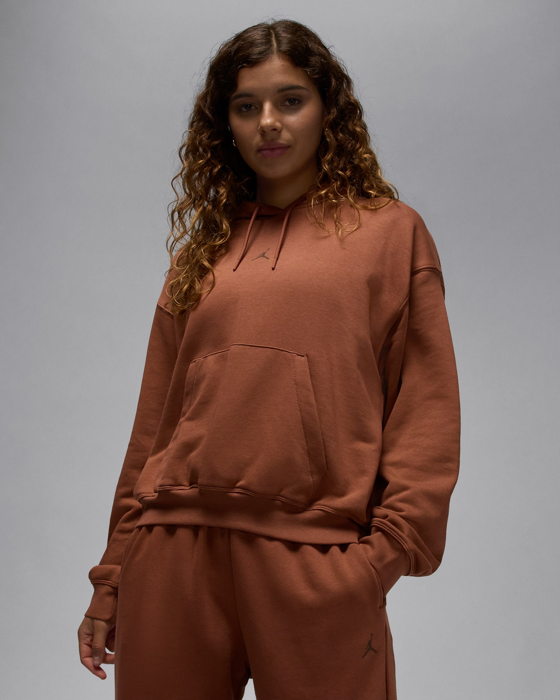Sudadera con gorro de tejido Fleece Dri-FIT para mujer Jordan Sport Crossover - Rojo corteza/Cacao impresionante
