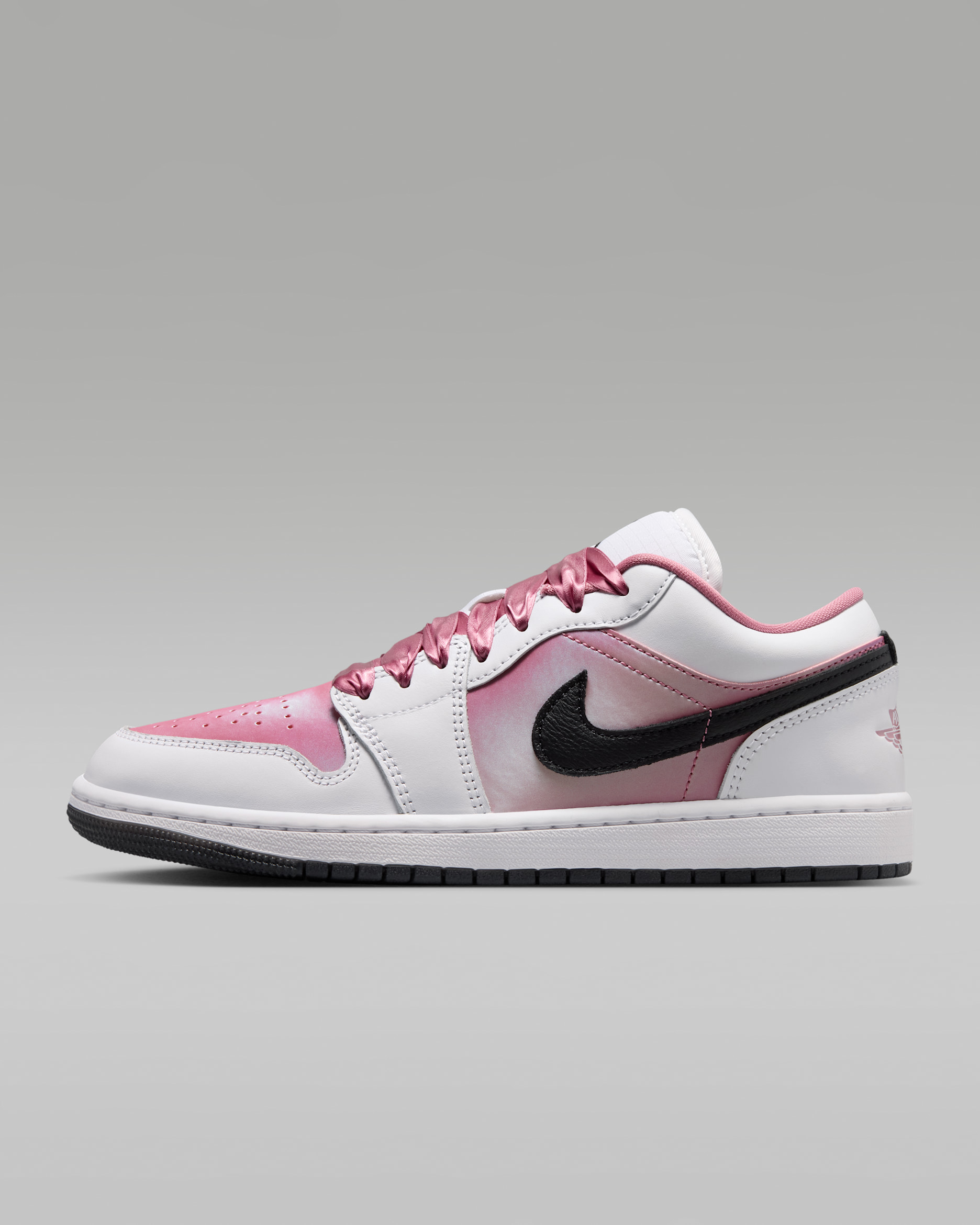 Sapatilhas Air Jordan 1 Low SE para mulher - Branco/Preto/Desert Berry