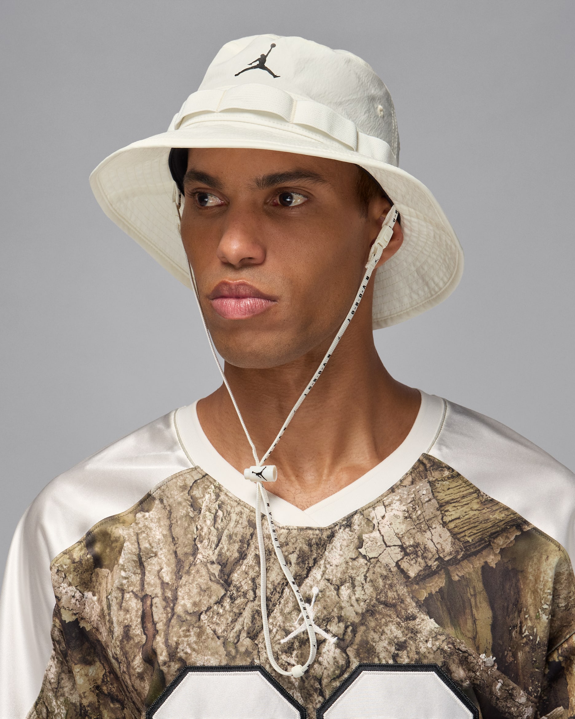 Jordan Apex Bucket Hat - Sail/Black