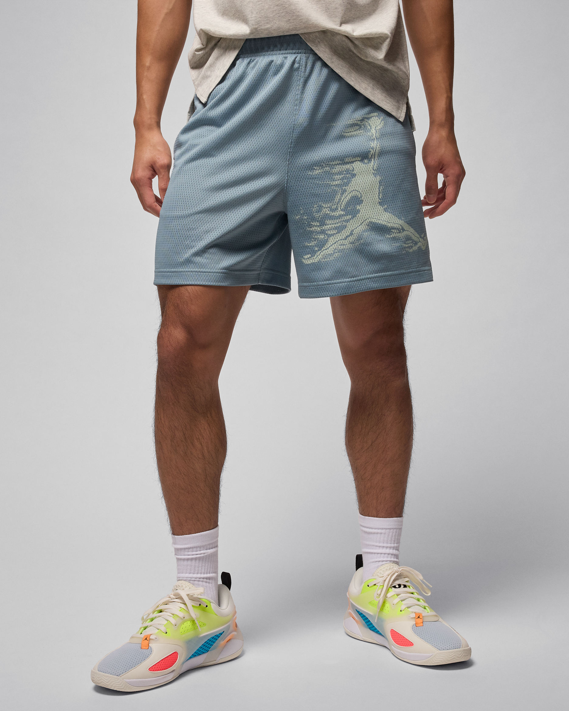 Pánské kraťasy Jordan Sport DRI-FIT s grafickým motivem - Aviator Grey
