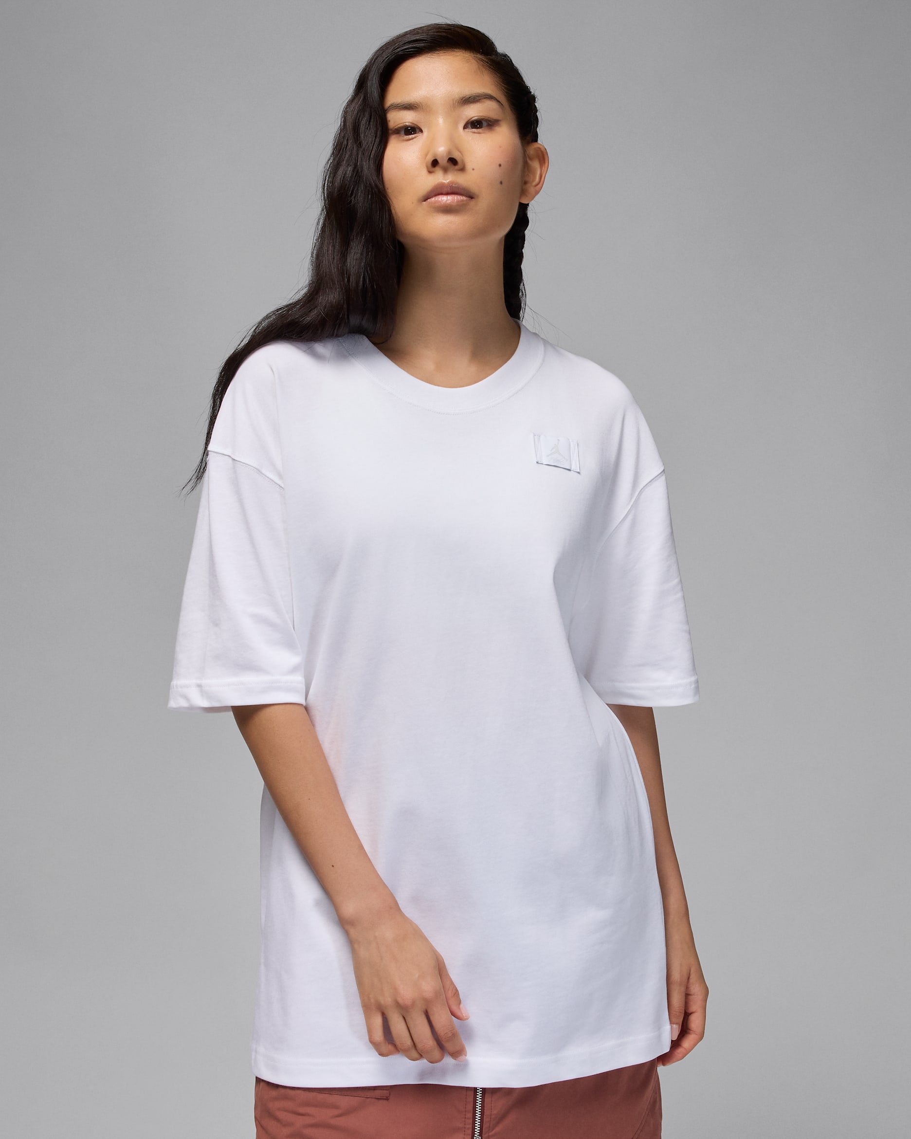 ジョーダン フライト エッセンシャル ウィメンズ オーバーサイズド Tシャツ - ホワイト